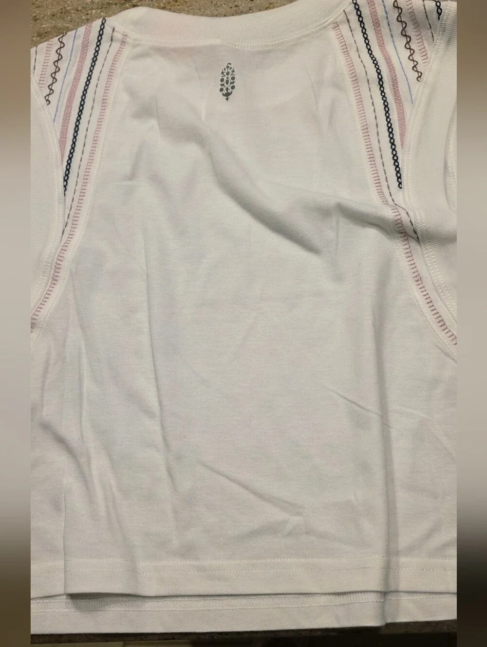 FP Movement Take Off Performance Tee in White - NWT Size M. SOLD OUT - Picture 8 of 9